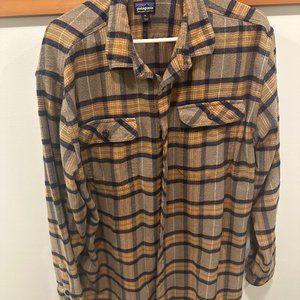 Patagonia Men's Organic Cotton Flannel Shirt - Size XL